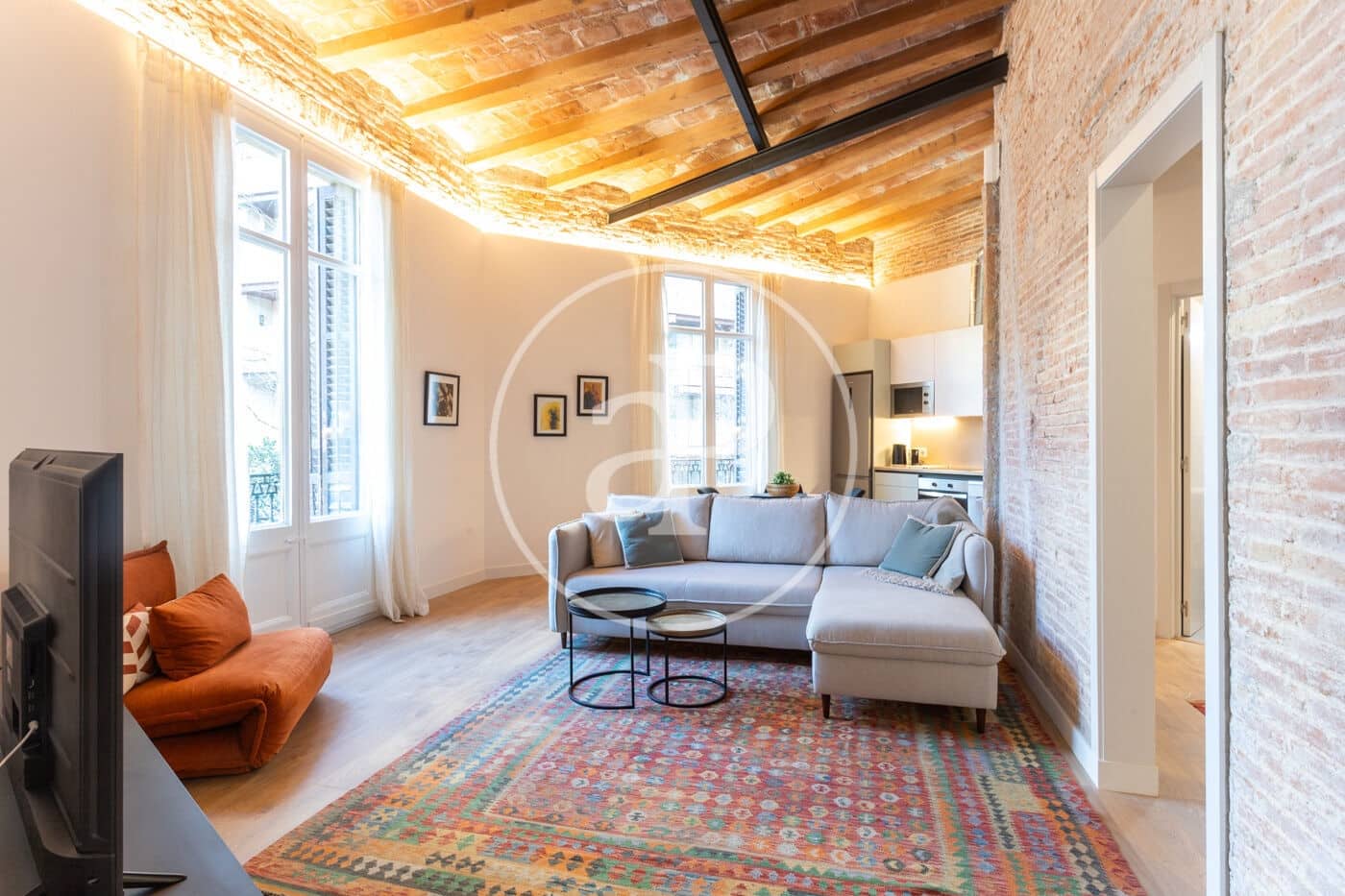 3 slaapkamer Appartement te huur in Barcelona stad - € 2.800 (Ref: 9525613)