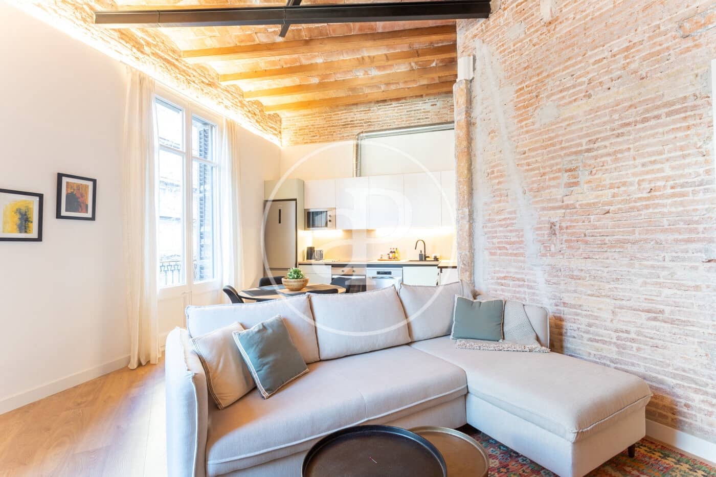 3 slaapkamer Appartement te huur in Barcelona stad - € 2.800 (Ref: 9525613)