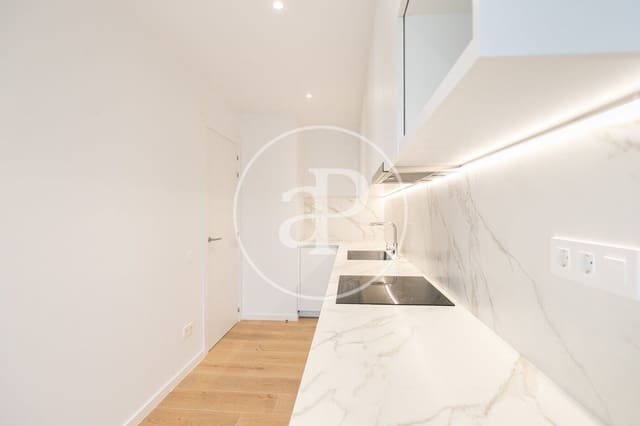 2 sovrum Lägenhet att hyra i Esplugues de Llobregat - 2 332 € (Ref: 9525614)