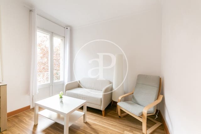 Apartamento de 3 habitaciones en Porta, Barcelona ciudad en alquiler - 1.750 € (Ref: 9525615)