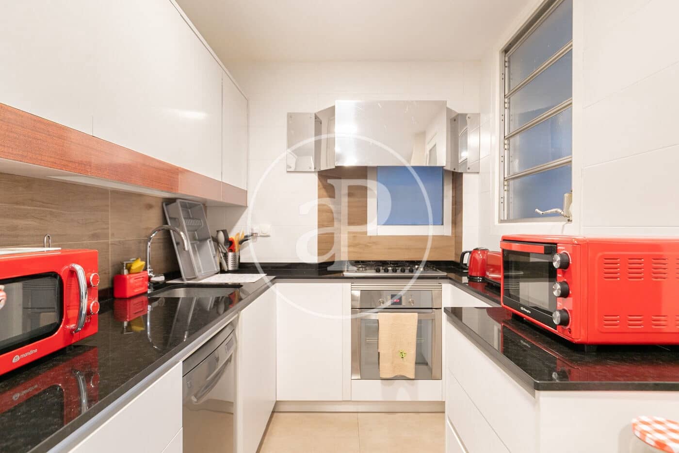 3 slaapkamer Appartement te koop in Barcelona stad - € 580.000 (Ref: 9525616)