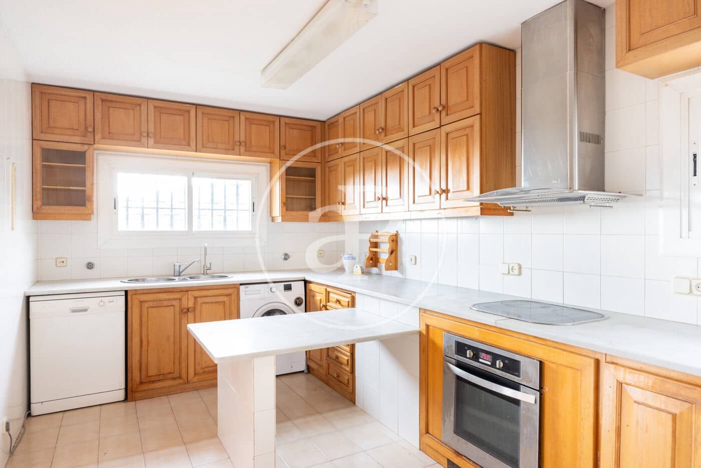 Chalet de 3 habitaciones en Alella en venta con piscina - 630.000 € (Ref: 9525617)