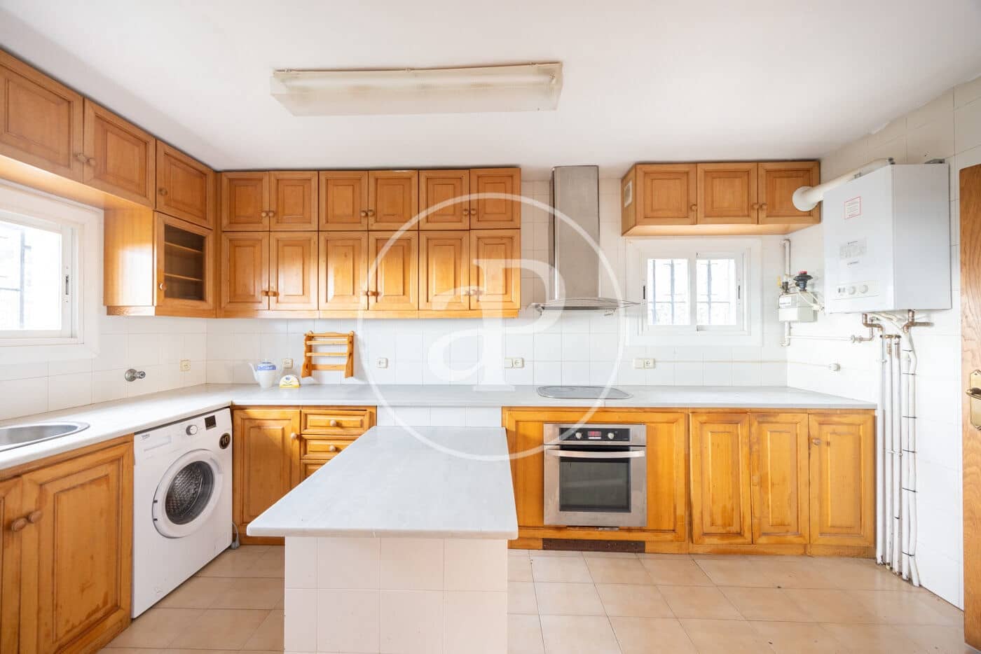 Chalet de 3 habitaciones en Alella en venta con piscina - 630.000 € (Ref: 9525617)