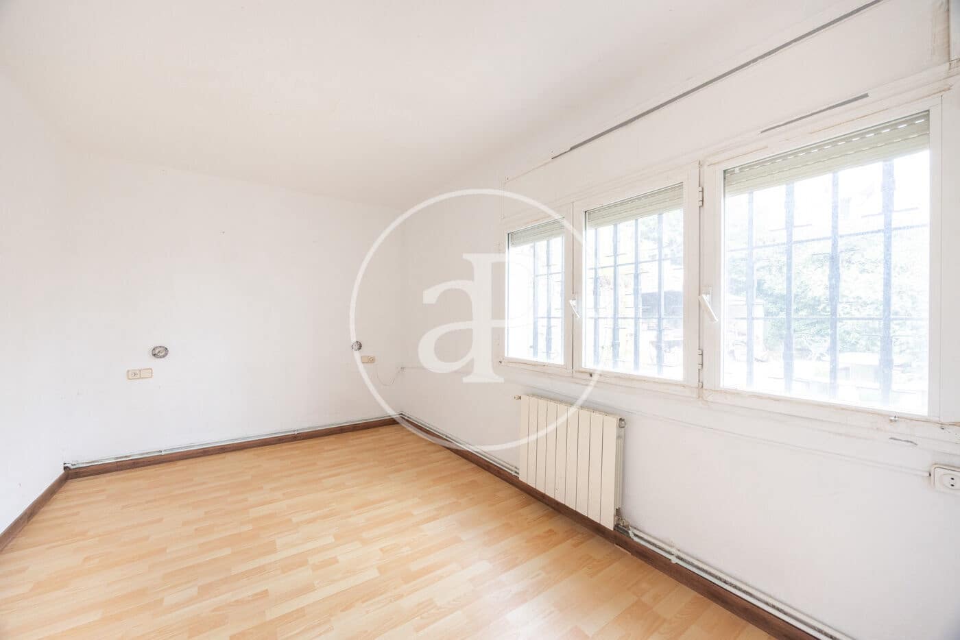 Chalet de 3 habitaciones en Alella en venta con piscina - 630.000 € (Ref: 9525617)