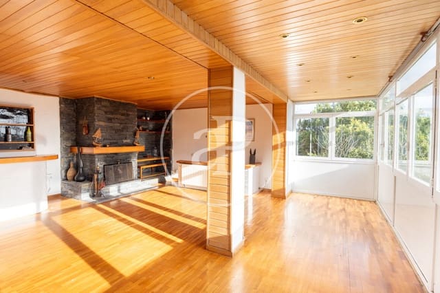 Chalet de 3 habitaciones en Alella en venta con piscina - 630.000 € (Ref: 9525617)