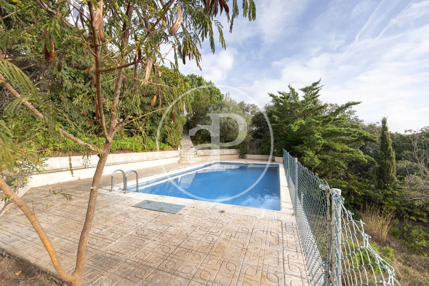 Chalet de 3 habitaciones en Alella en venta con piscina - 630.000 € (Ref: 9525617)