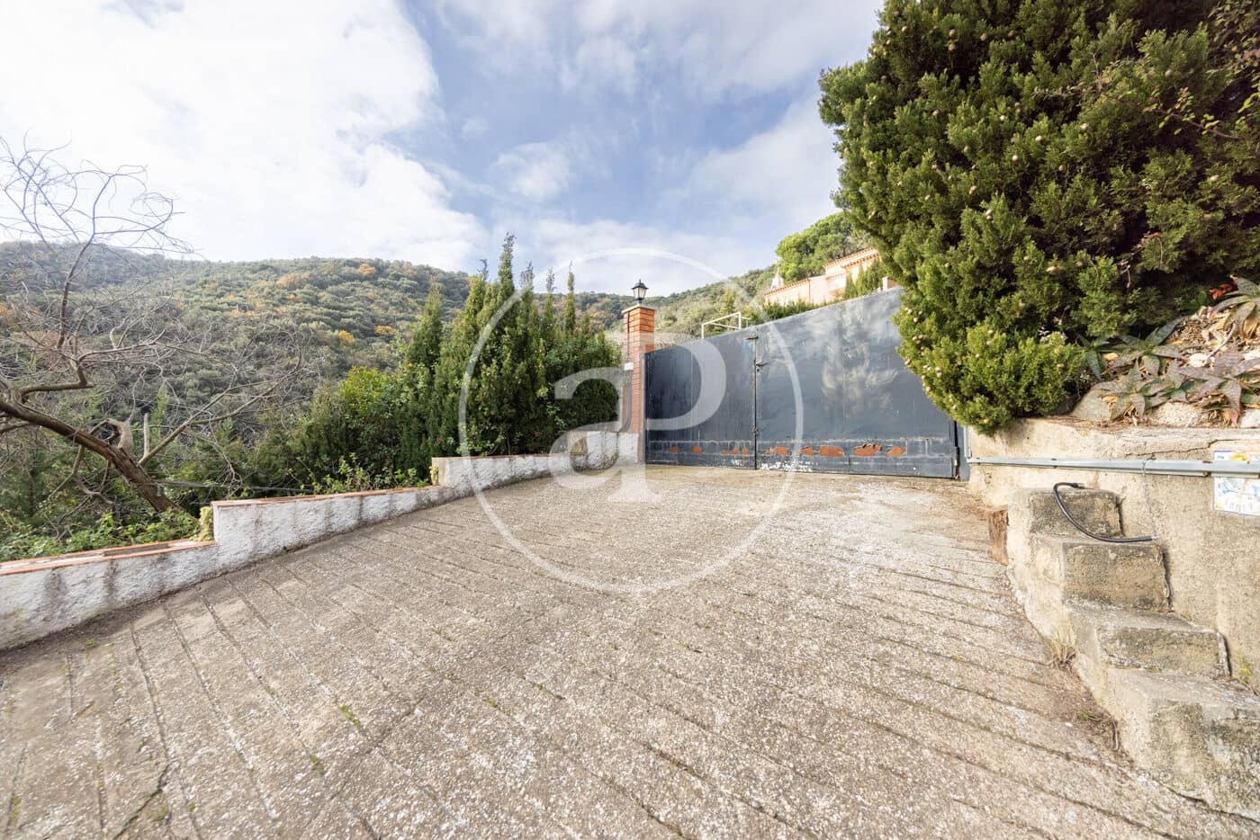 Chalet de 3 habitaciones en Alella en venta con piscina - 630.000 € (Ref: 9525617)