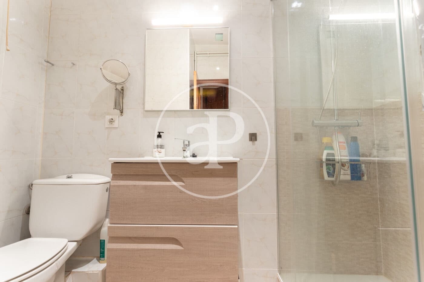 1 slaapkamer Appartement te huur in Barcelona stad - € 1.500 (Ref: 9530508)