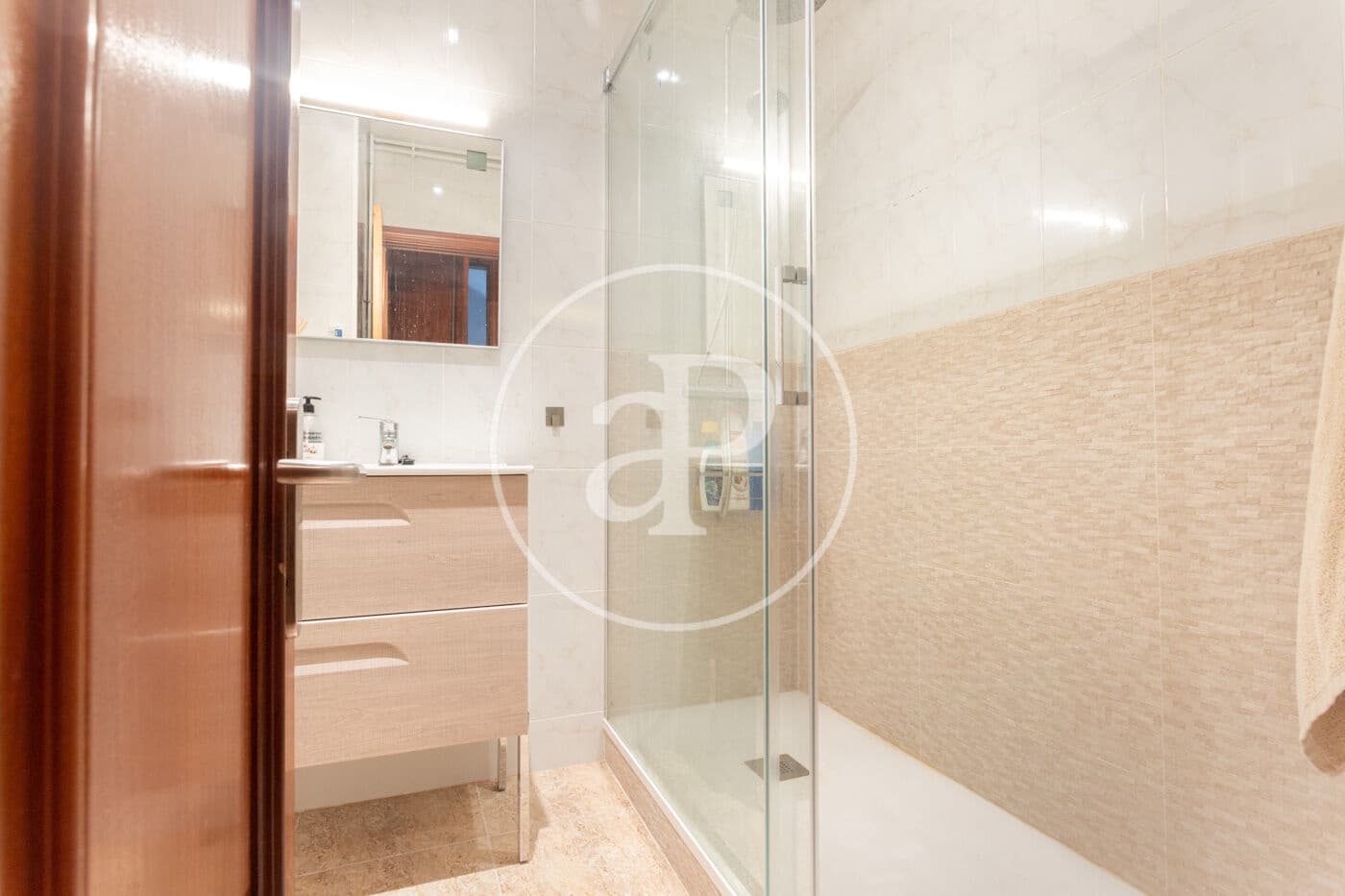 1 slaapkamer Appartement te huur in Barcelona stad - € 1.500 (Ref: 9530508)