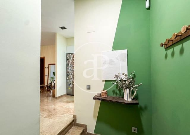 2 quarto Apartamento para venda em Vallcarca i Els Penitents, Barcelona cidade - 398 000 € (Ref: 9532697)