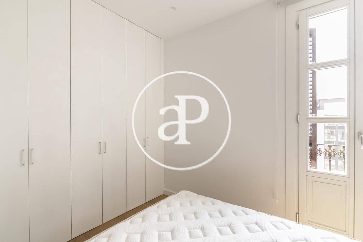 2 soverom Leilighet til leie i Barcelona by - € 3 050 (Ref: 9532700)