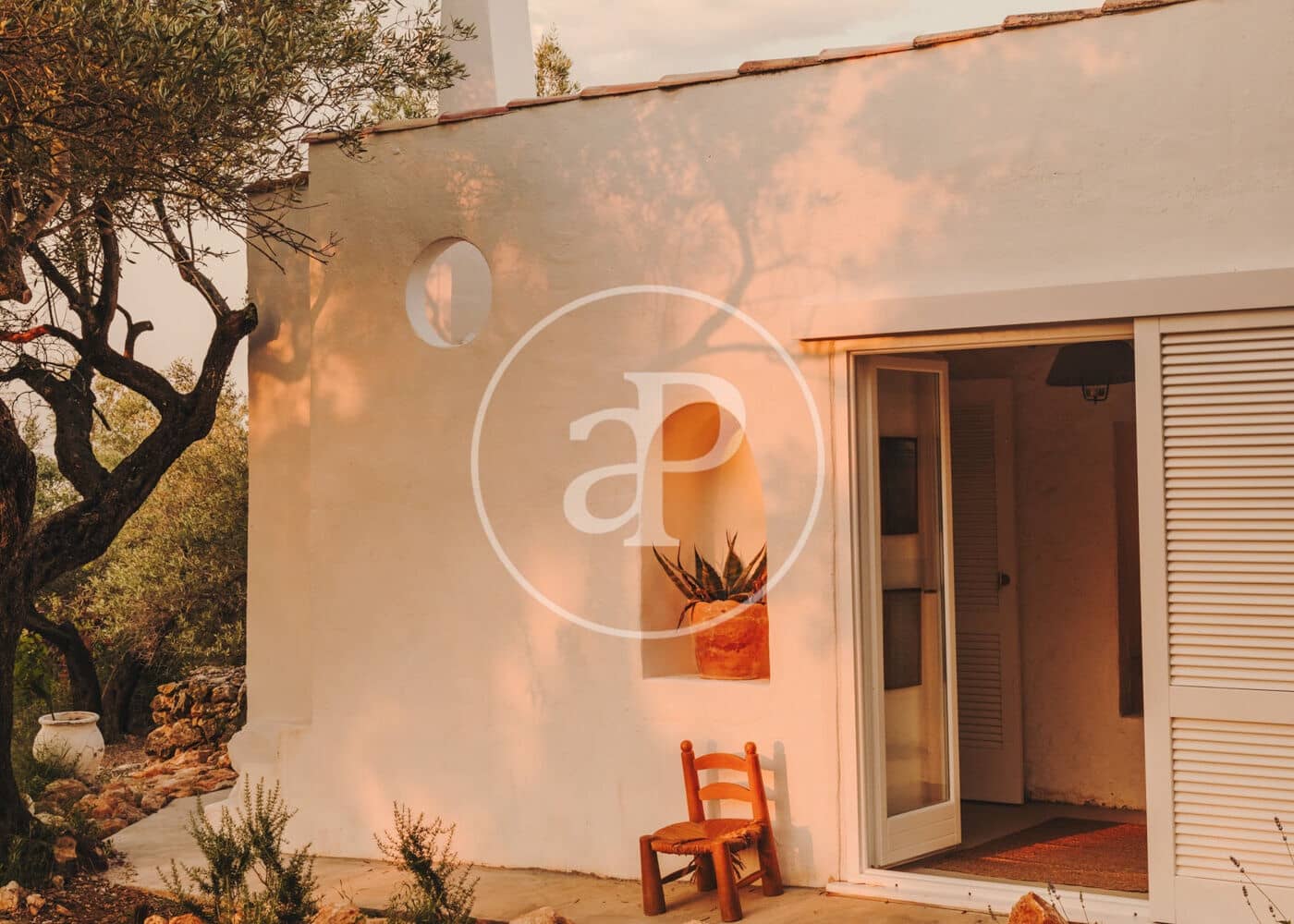 2 bedroom Villa for sale in Camarles with pool - € 300,000 (Ref: 9533713)