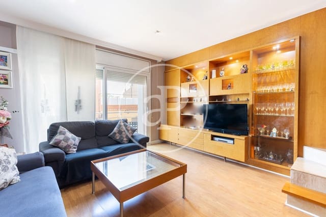 Chalet de 4 habitaciones en Sabadell en alquiler - 1.673 € (Ref: 9535919)