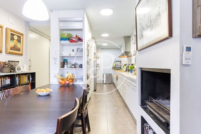 4 sypialnia Willa na sprzedaż w Terrassa - 590 000 € (Ref: 9535920)