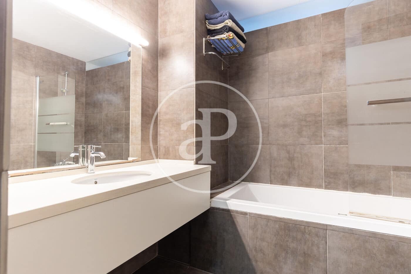 4 sypialnia Willa na sprzedaż w Terrassa - 590 000 € (Ref: 9535920)