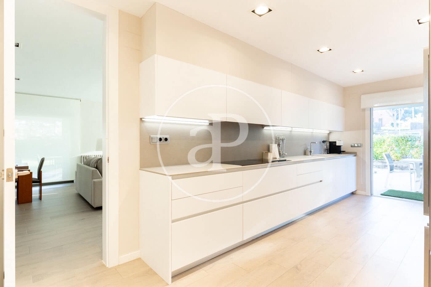 4 bedroom Apartment for rent in Matadepera - € 4,500 (Ref: 9535921)