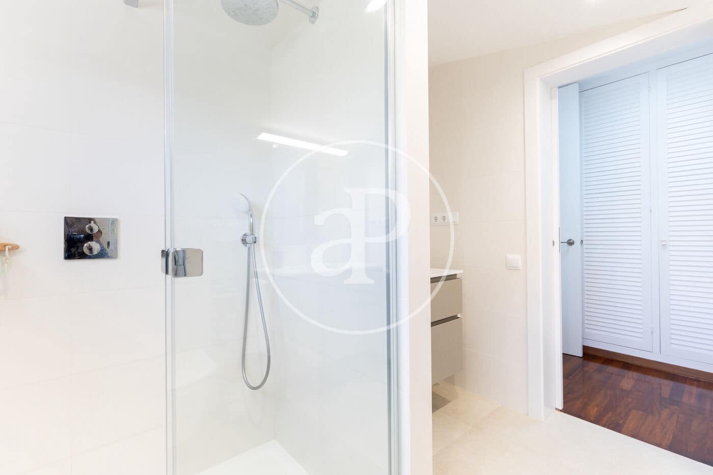 4 bedroom Apartment for rent in Matadepera - € 4,500 (Ref: 9535921)