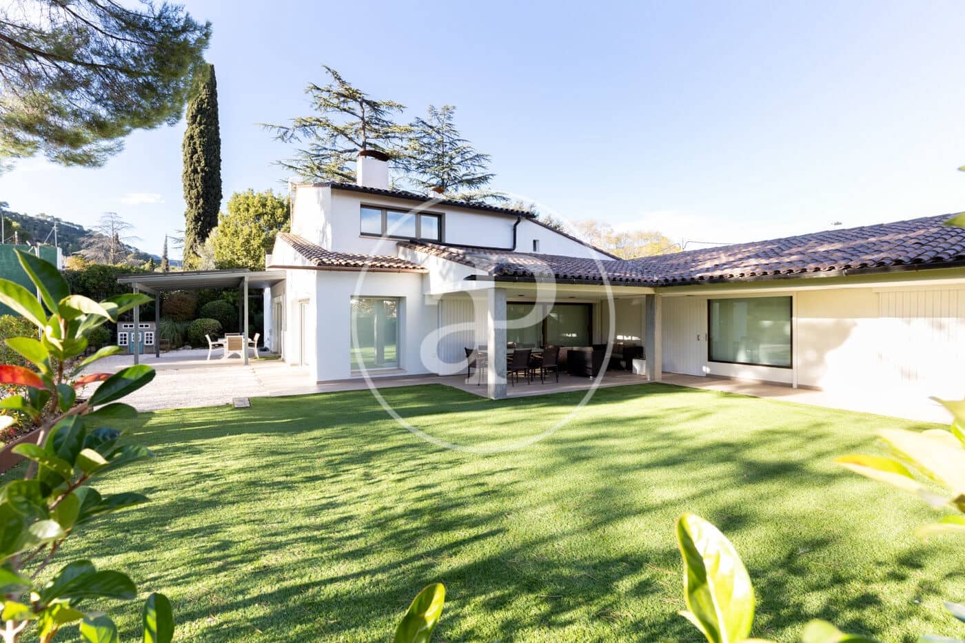 4 bedroom Apartment for rent in Matadepera - € 4,500 (Ref: 9535921)