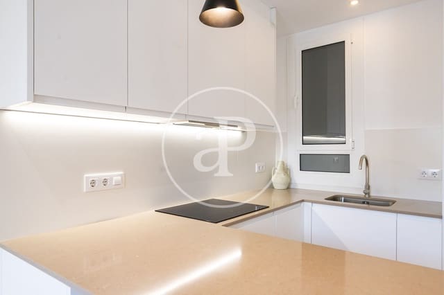 3 quarto Apartamento para venda em Sant Antoni, Barcelona cidade - 550 000 € (Ref: 9541084)