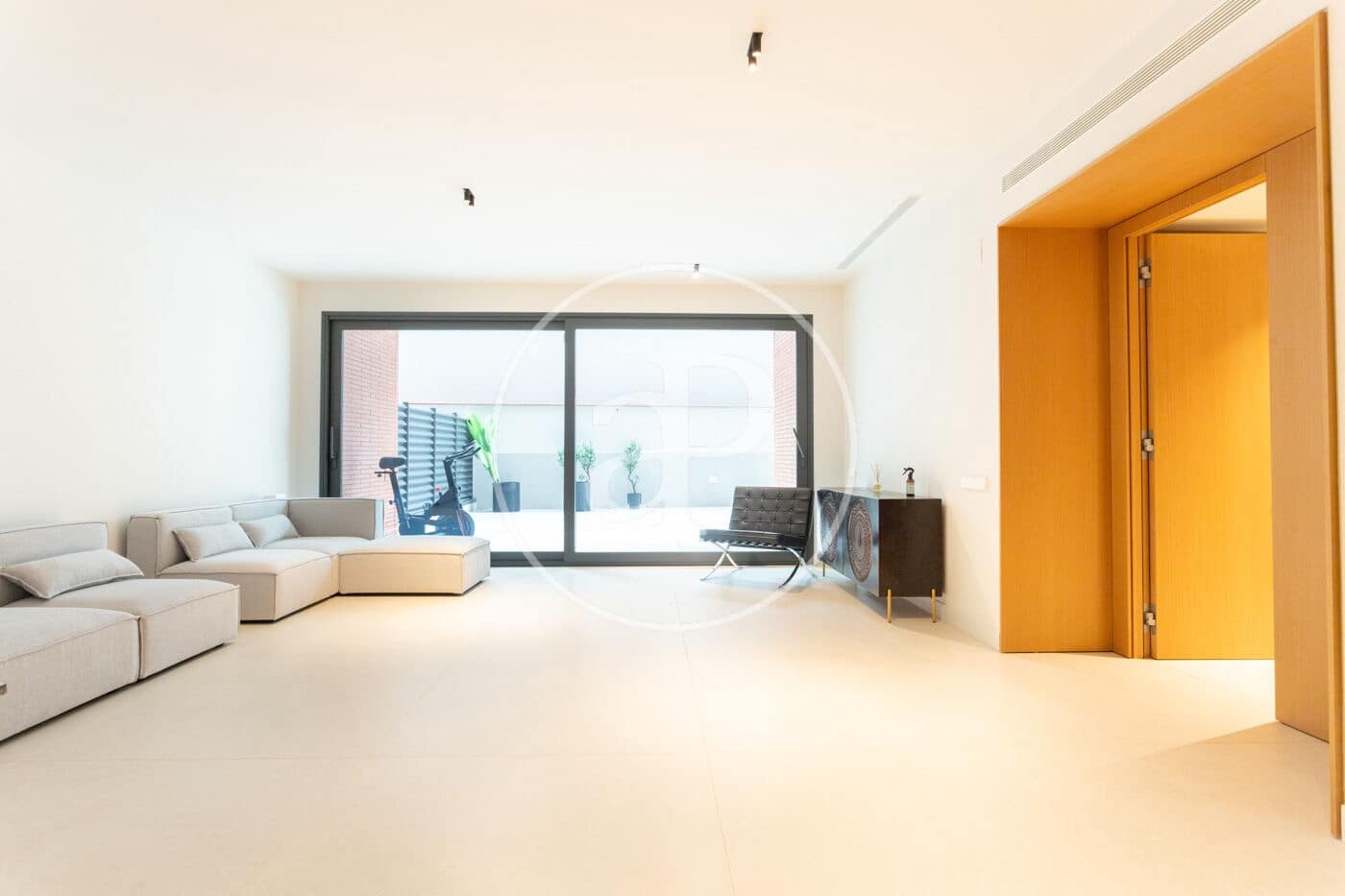 4 Zimmer Apartment zu vermieten in Barcelona Stadt mit Pool - 5.500 € (Ref: 9541085)