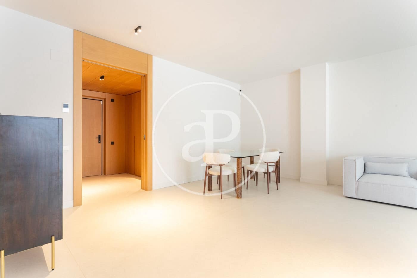 4 Zimmer Apartment zu vermieten in Barcelona Stadt mit Pool - 5.500 € (Ref: 9541085)