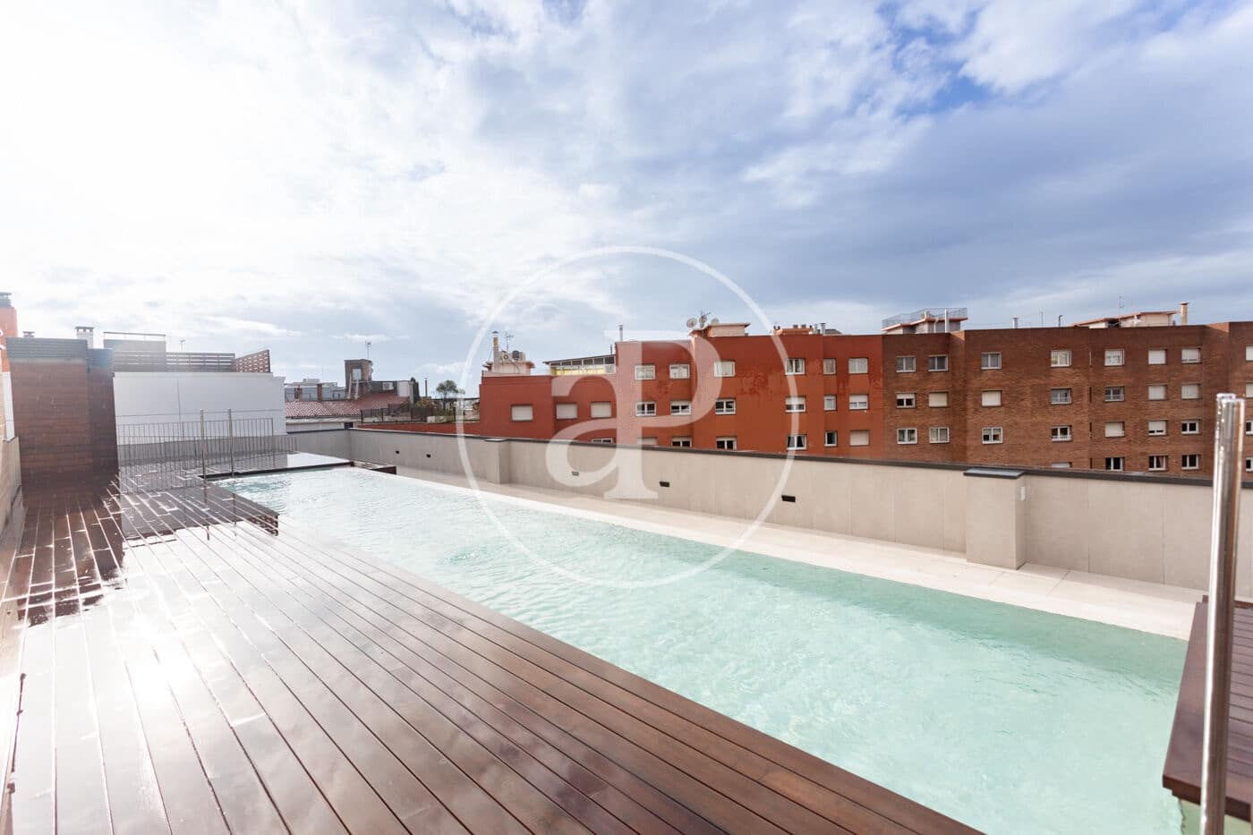 4 Zimmer Apartment zu vermieten in Barcelona Stadt mit Pool - 5.500 € (Ref: 9541085)