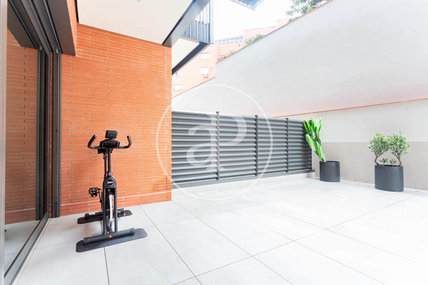 4 Zimmer Apartment zu vermieten in Barcelona Stadt mit Pool - 5.500 € (Ref: 9541085)