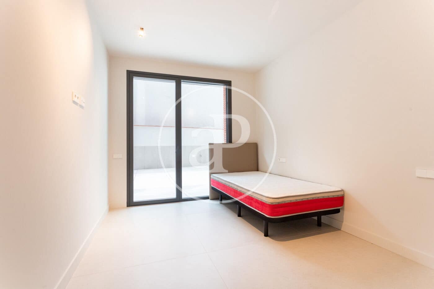4 Zimmer Apartment zu vermieten in Barcelona Stadt mit Pool - 5.500 € (Ref: 9541085)