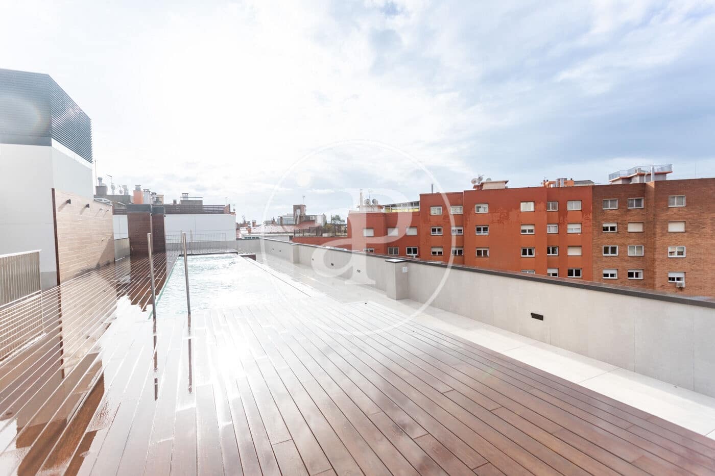 4 Zimmer Apartment zu vermieten in Barcelona Stadt mit Pool - 5.500 € (Ref: 9541085)