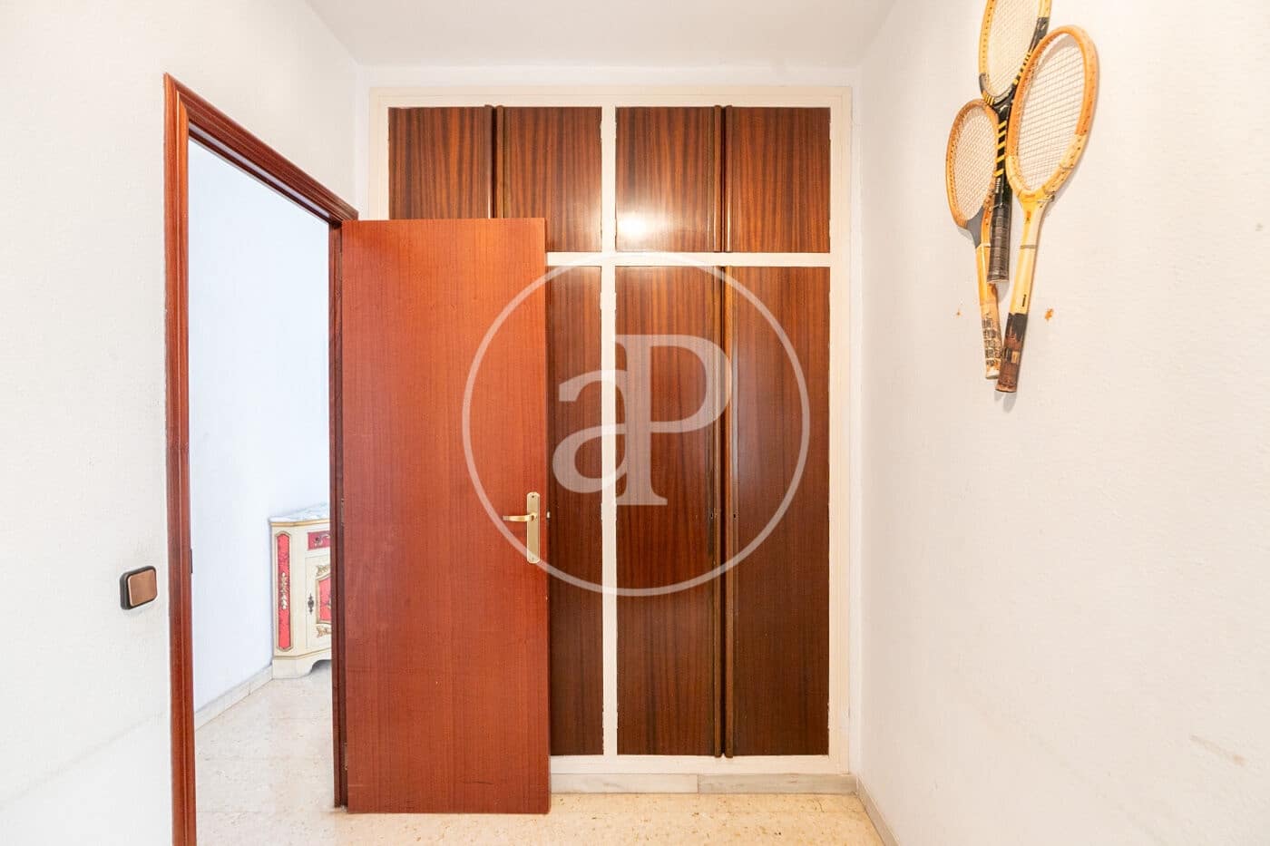 4 bedroom Penthouse for sale in L'Hospitalet de Llobregat - € 465,000 (Ref: 9541086)