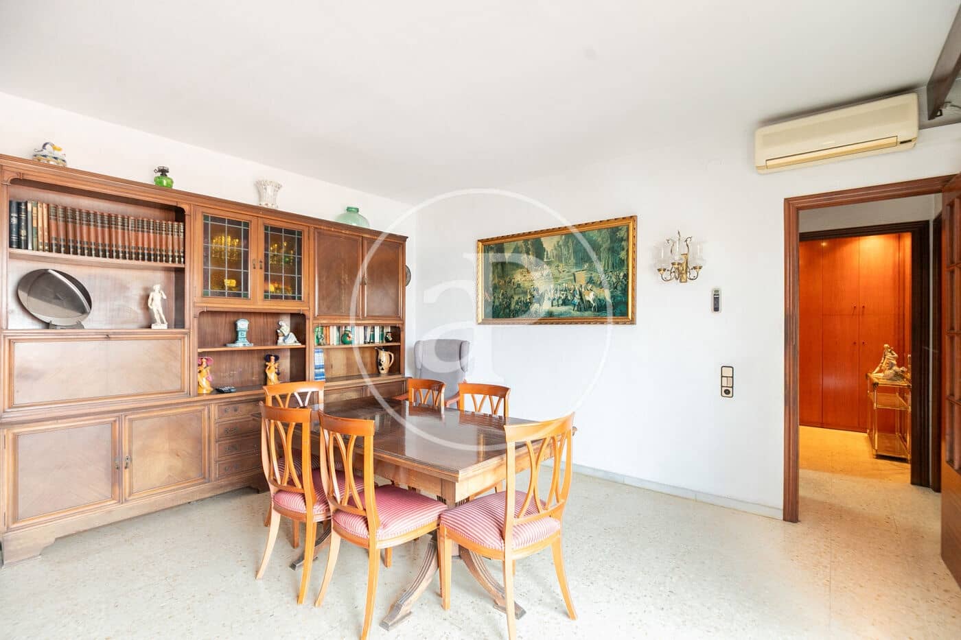 4 bedroom Penthouse for sale in L'Hospitalet de Llobregat - € 465,000 (Ref: 9541086)