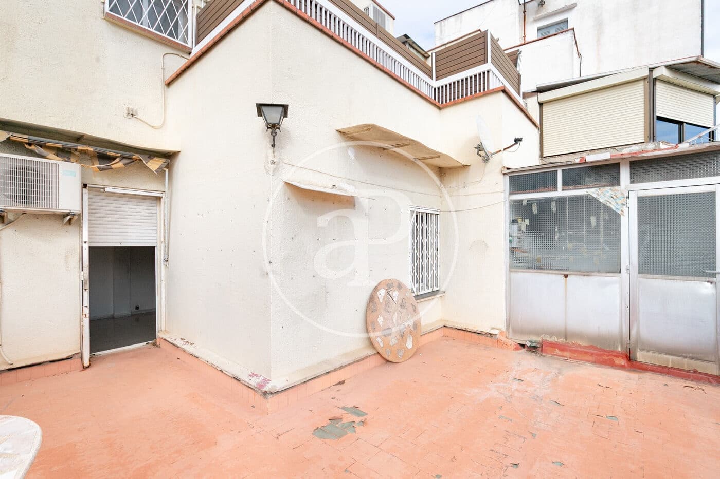 4 bedroom Penthouse for sale in L'Hospitalet de Llobregat - € 465,000 (Ref: 9541086)