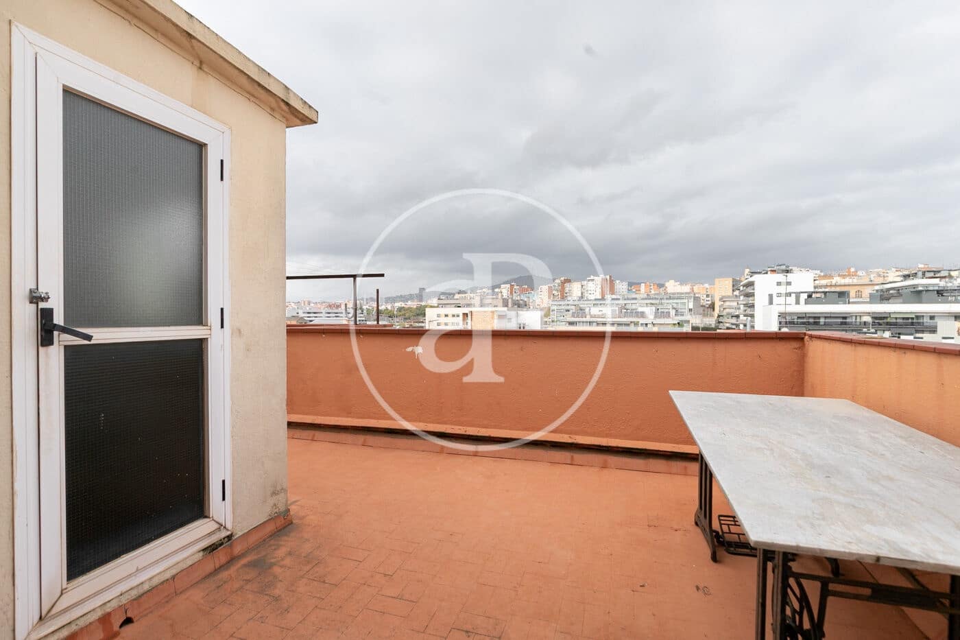 4 bedroom Penthouse for sale in L'Hospitalet de Llobregat - € 465,000 (Ref: 9541086)