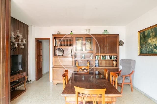 4 chambre Penthouse à vendre à L'Hospitalet de Llobregat - 465 000 € (Ref: 9541086)