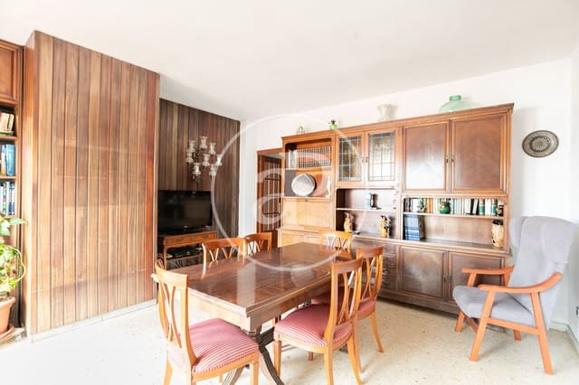 4 chambre Penthouse à vendre à L'Hospitalet de Llobregat - 465 000 € (Ref: 9541086)