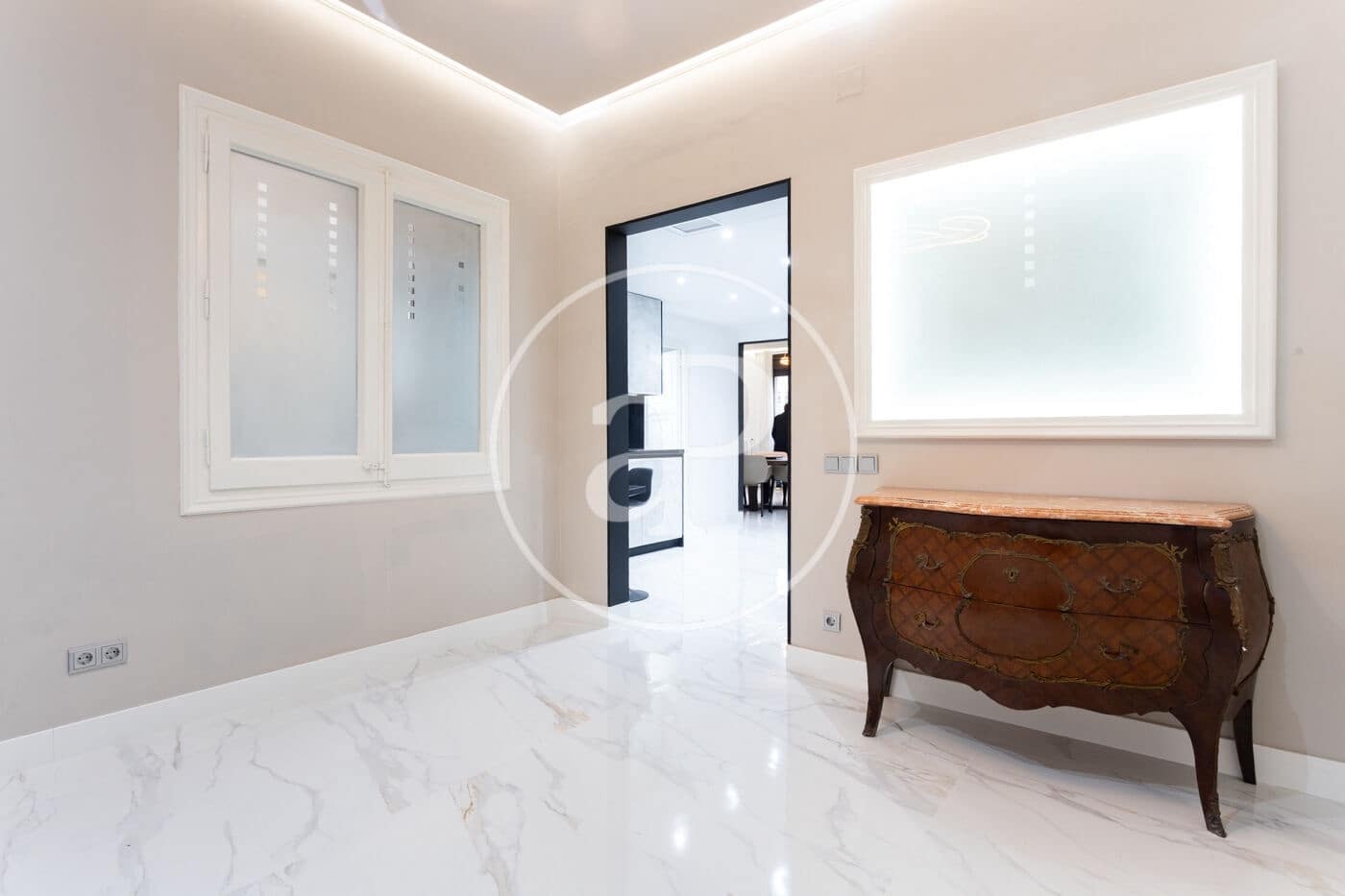 2 slaapkamer Appartement te huur in Barcelona stad - € 3.300 (Ref: 9541087)