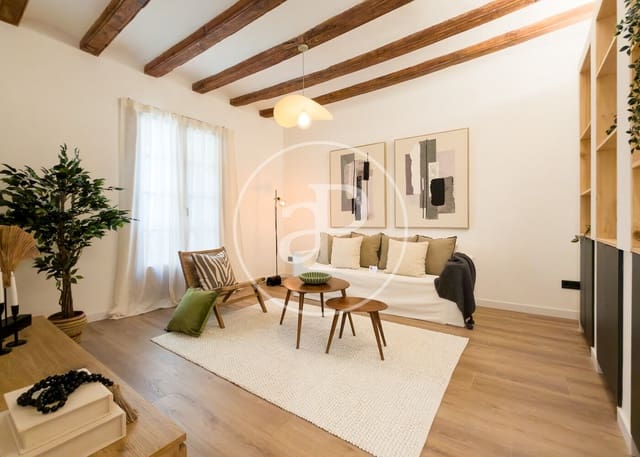 3 makuuhuone Huoneisto myytävänä paikassa El Barri Gòtic, Barcelona kaupunki - 465 000 € (Ref: 9543592)