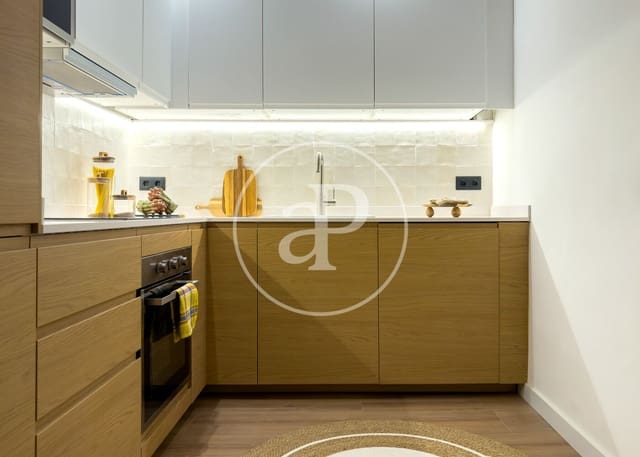 3 makuuhuone Huoneisto myytävänä paikassa El Barri Gòtic, Barcelona kaupunki - 465 000 € (Ref: 9543592)