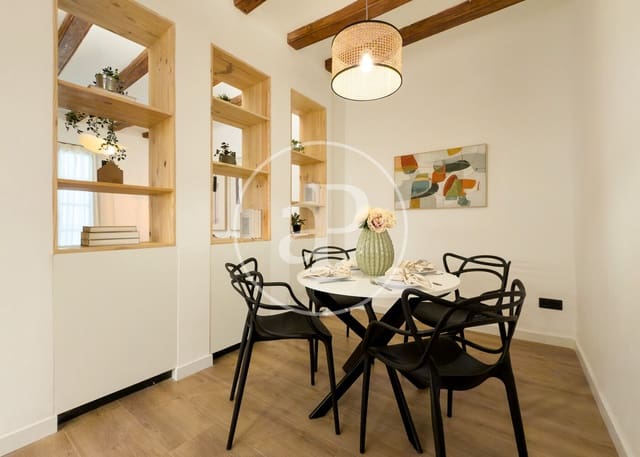 3 makuuhuone Huoneisto myytävänä paikassa El Barri Gòtic, Barcelona kaupunki - 465 000 € (Ref: 9543592)