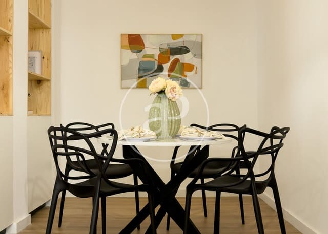 3 makuuhuone Huoneisto myytävänä paikassa El Barri Gòtic, Barcelona kaupunki - 465 000 € (Ref: 9543592)