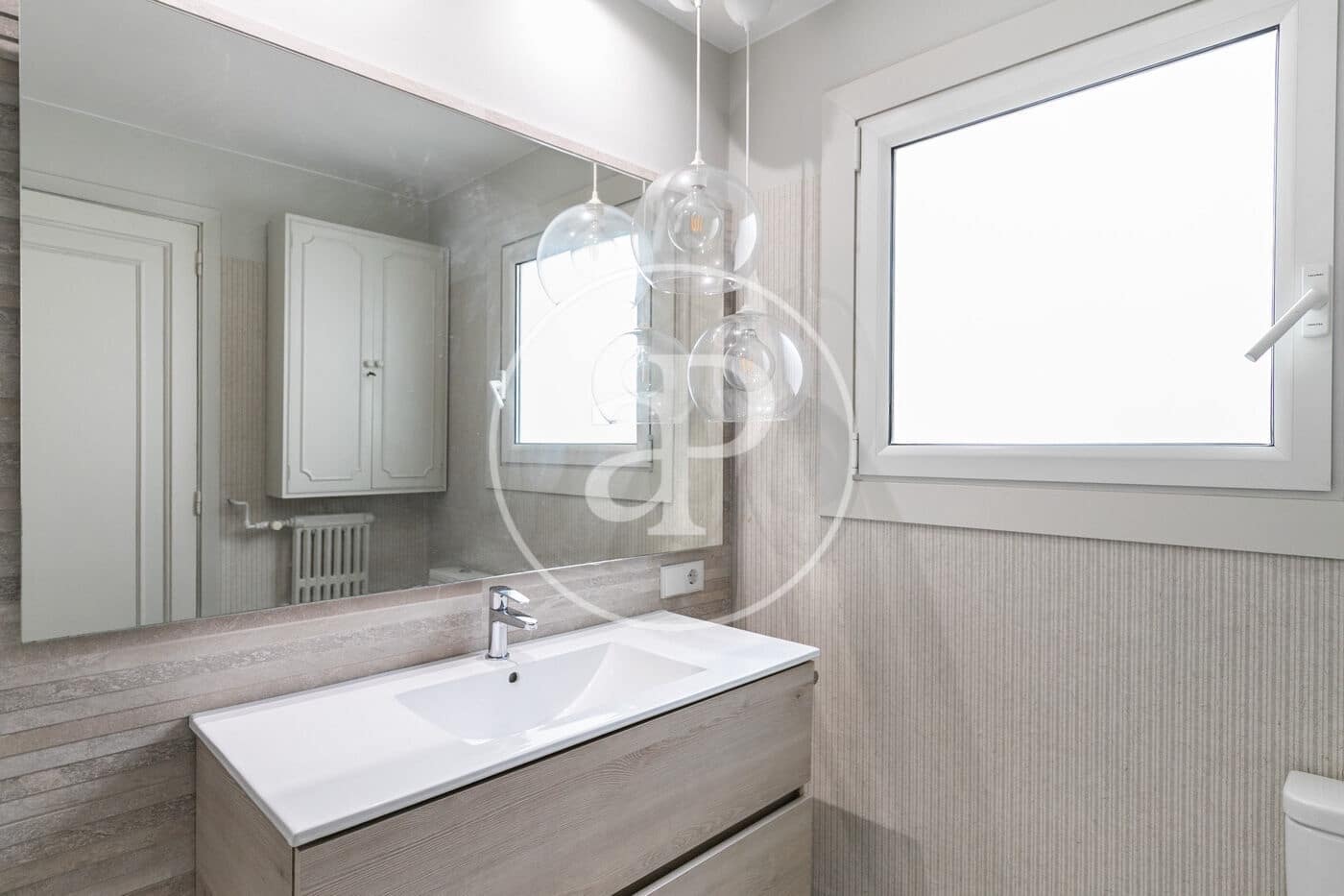 4 bedroom Apartment for rent in Barcelona city - € 2,151 (Ref: 9551466)