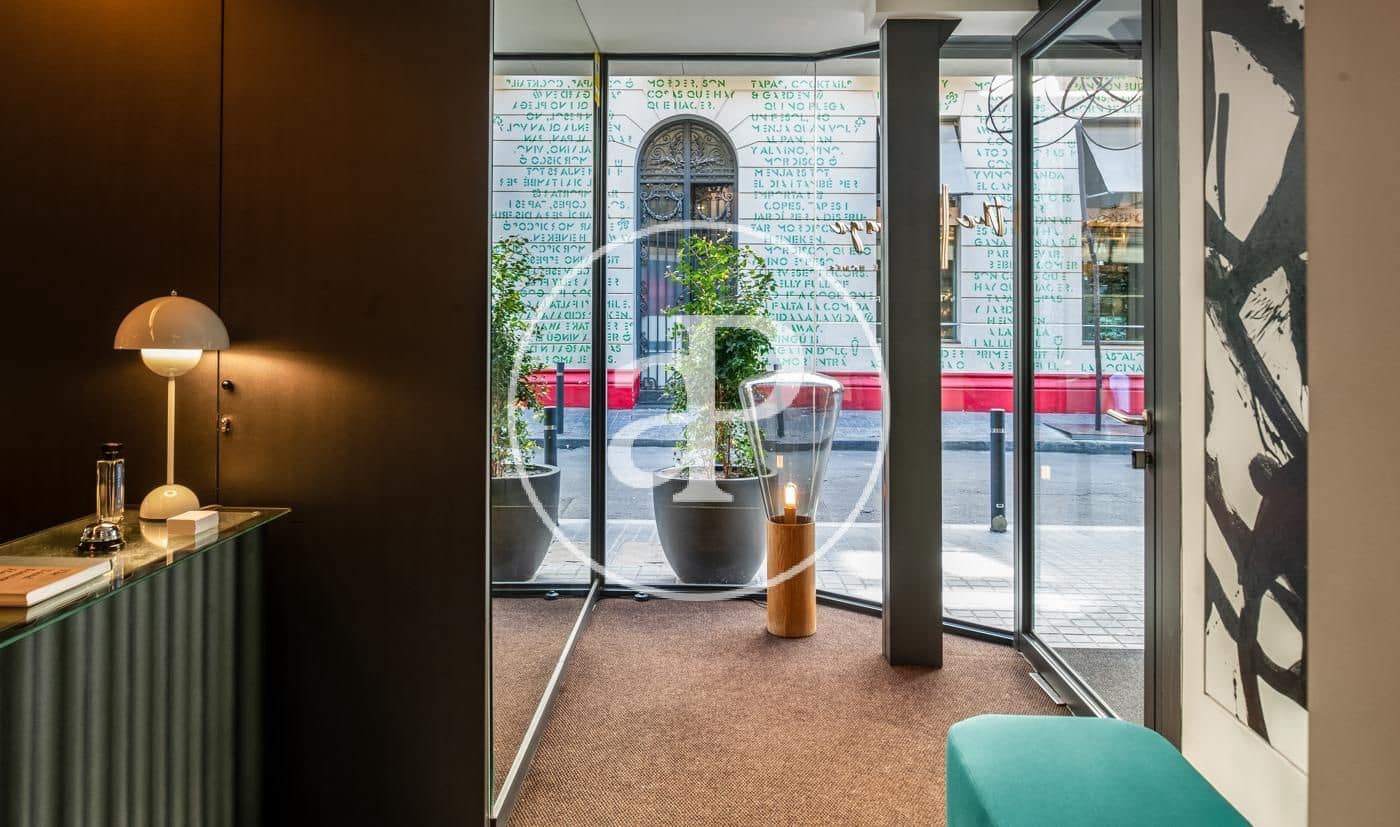 1 sovrum Lägenhet att hyra i Barcelona stad med pool - 4 200 € (Ref: 9551470)