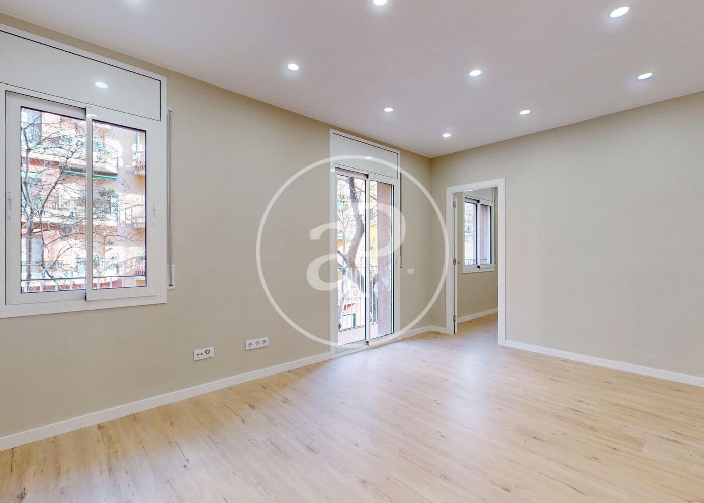 2 sovrum Lägenhet till salu i Barcelona stad - 386 000 € (Ref: 9555821)