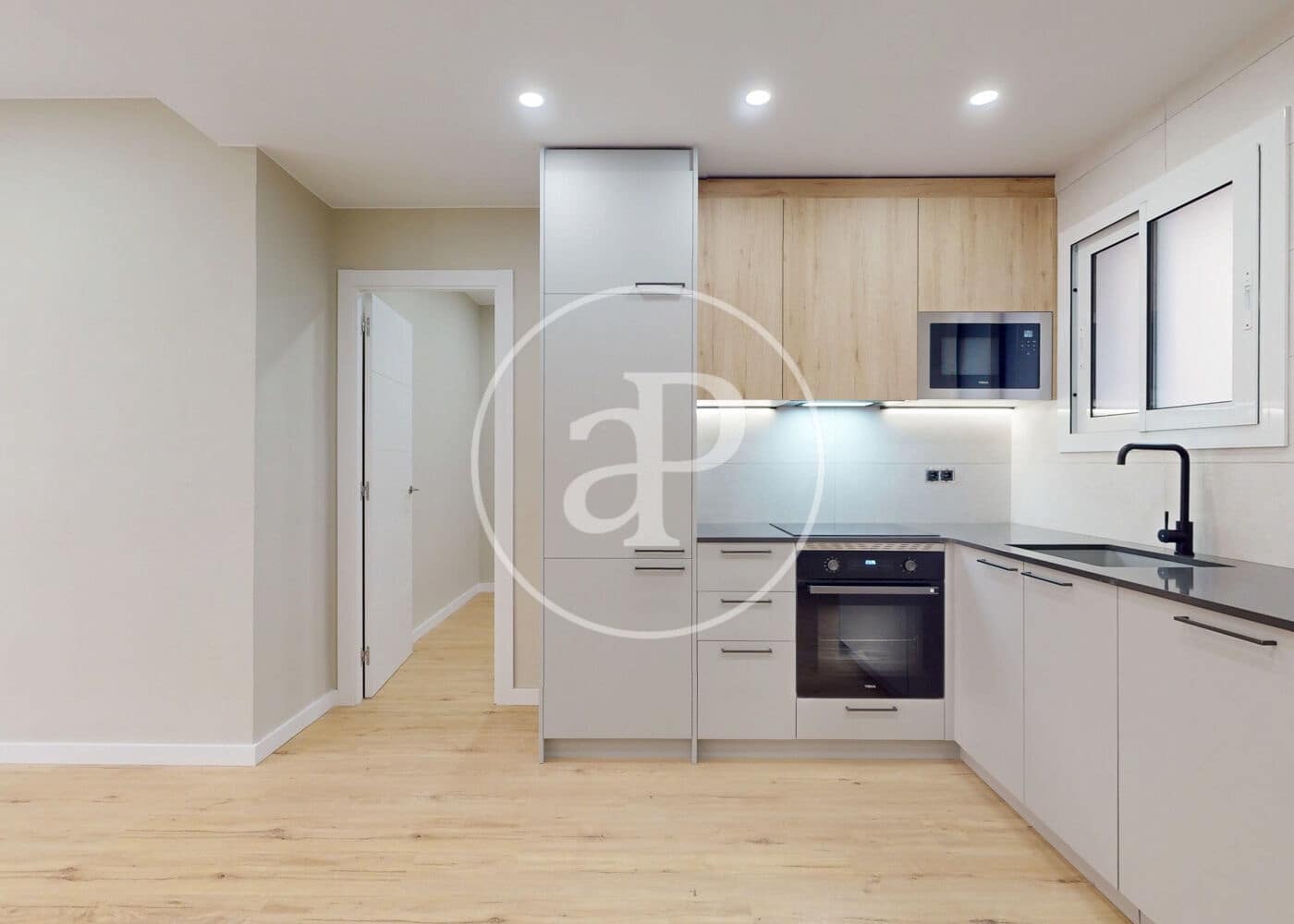 2 sovrum Lägenhet till salu i Barcelona stad - 386 000 € (Ref: 9555821)