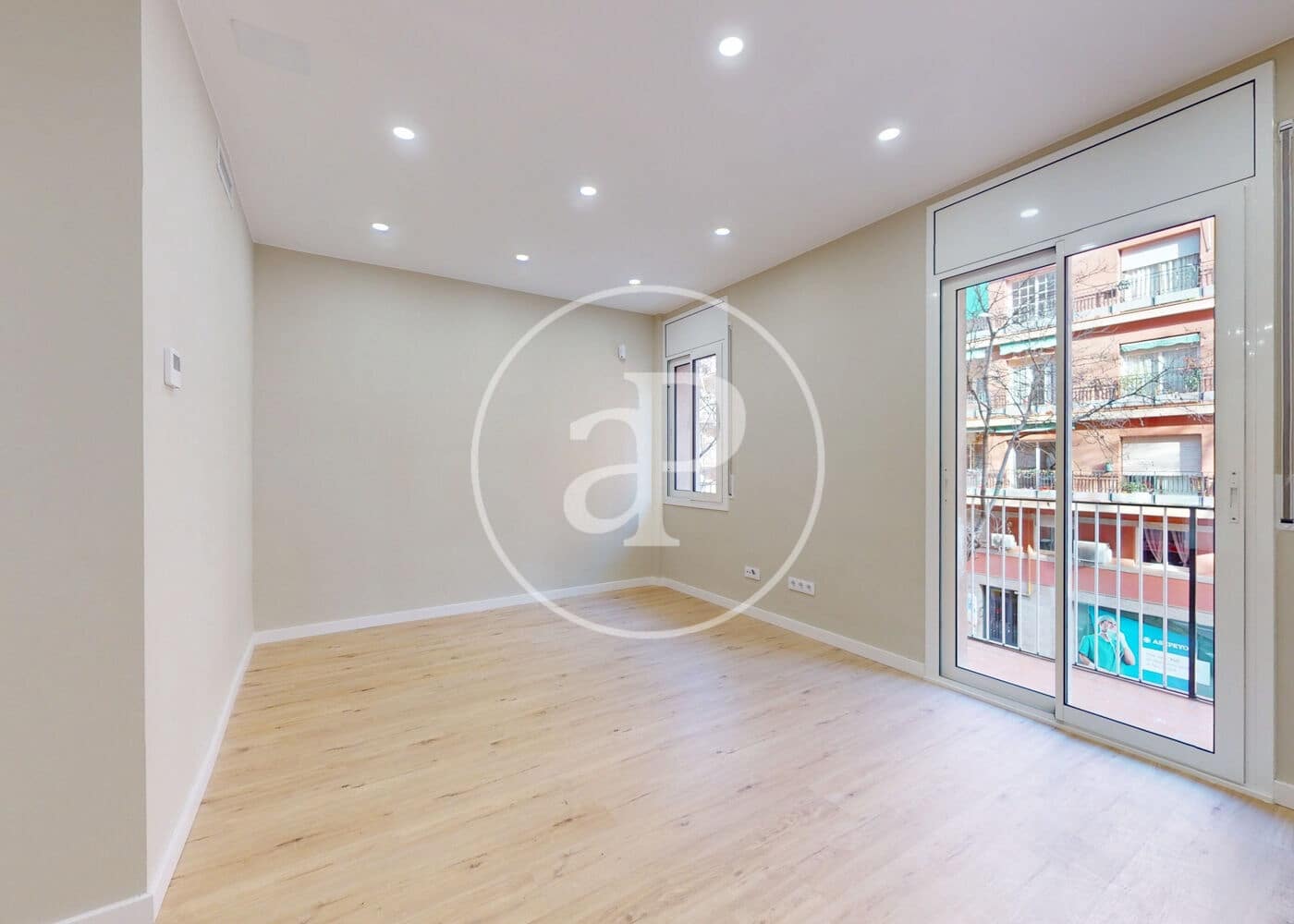 2 sovrum Lägenhet till salu i Barcelona stad - 386 000 € (Ref: 9555821)