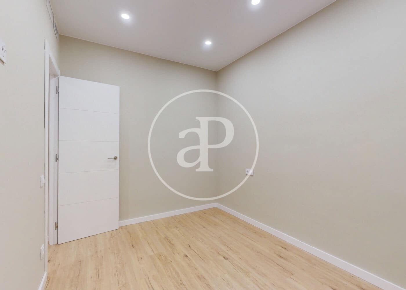 2 sovrum Lägenhet till salu i Barcelona stad - 386 000 € (Ref: 9555821)