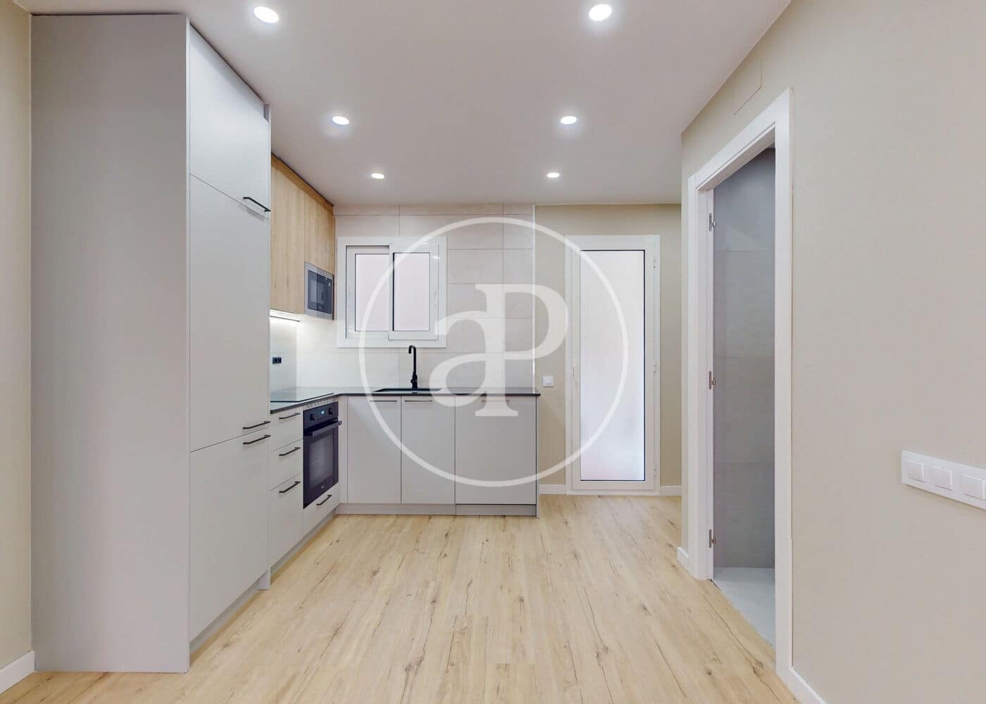 2 sovrum Lägenhet till salu i Barcelona stad - 386 000 € (Ref: 9555821)