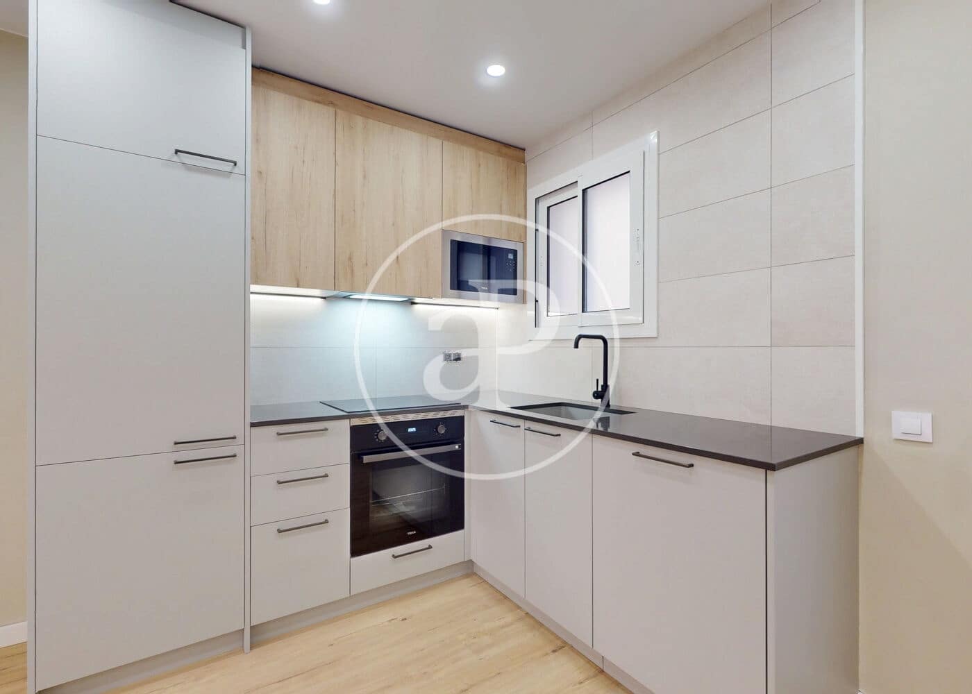 2 sovrum Lägenhet till salu i Barcelona stad - 386 000 € (Ref: 9555821)