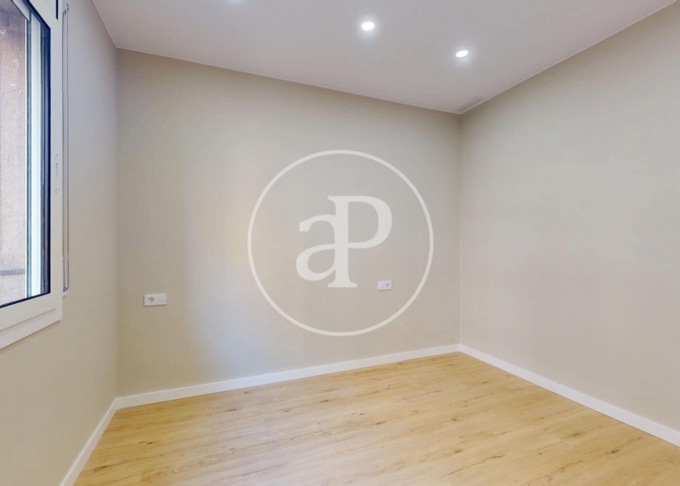 2 sovrum Lägenhet till salu i Barcelona stad - 386 000 € (Ref: 9555821)