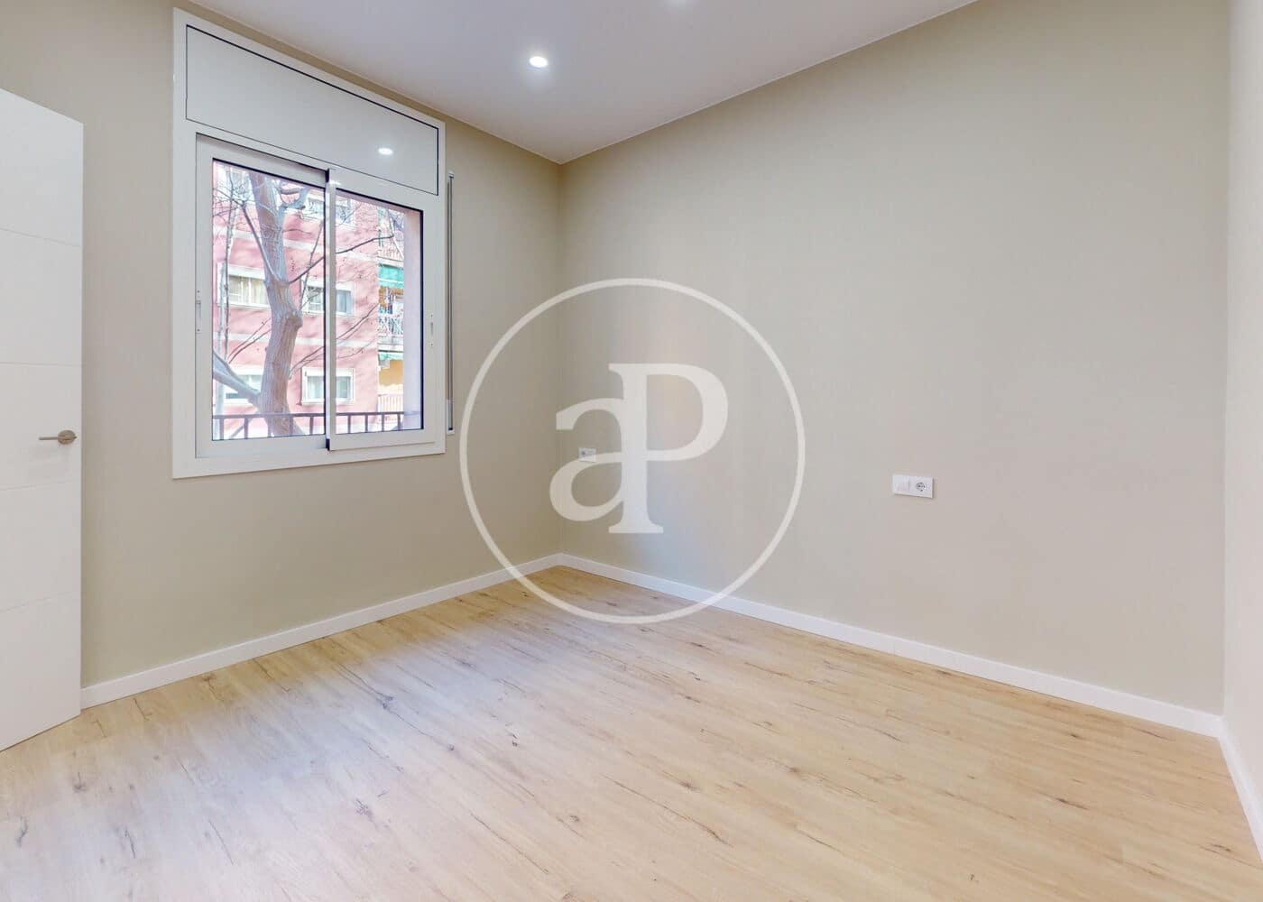 2 sovrum Lägenhet till salu i Barcelona stad - 386 000 € (Ref: 9555821)